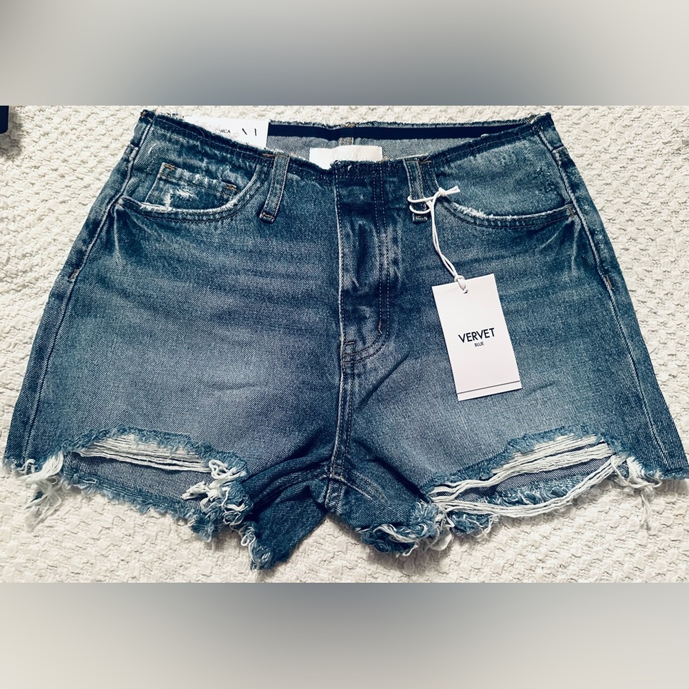 Vervet Boyfriend Shorts